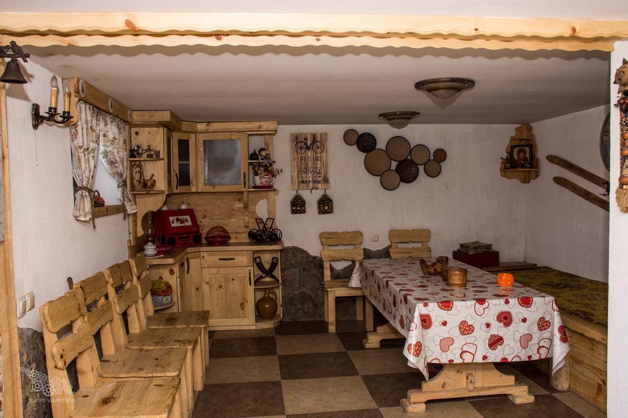 Art Chalet Ахалціхе Екстер'єр фото